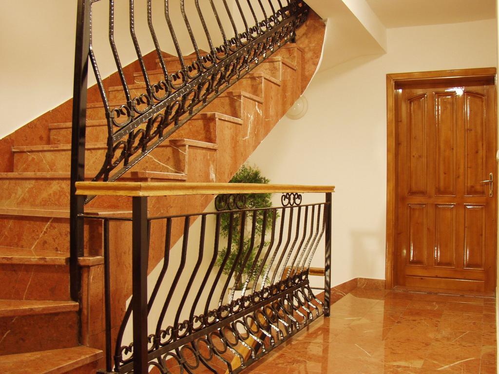 Guest House Villa Iva Будва Экстерьер фото